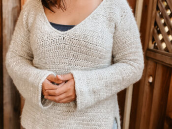 cozy v neck crochet sweater pattern